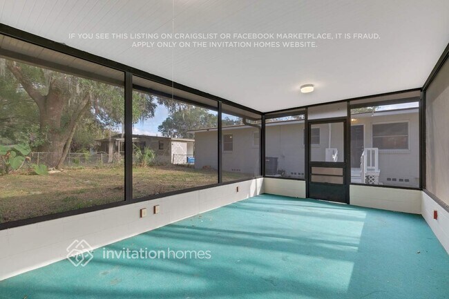 Building Photo - 5815 Oliver St