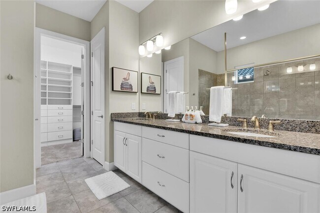 Building Photo - 9630 Campanile Cir