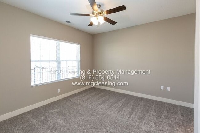 Building Photo - Welcome to Brighton Crossing apartments — ...