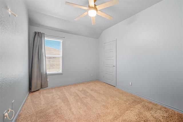 Building Photo - 3000 Llano Rd