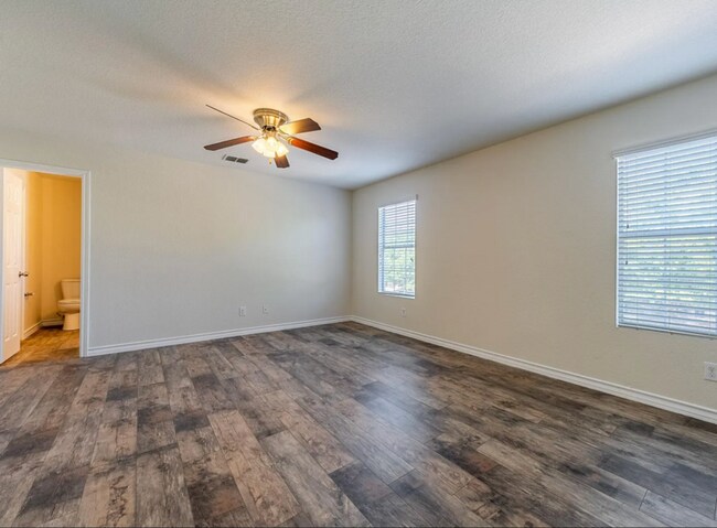 Building Photo - 8314 Deer Creek Run