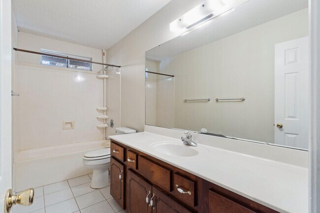 Building Photo - 4591 Scarlet Dr