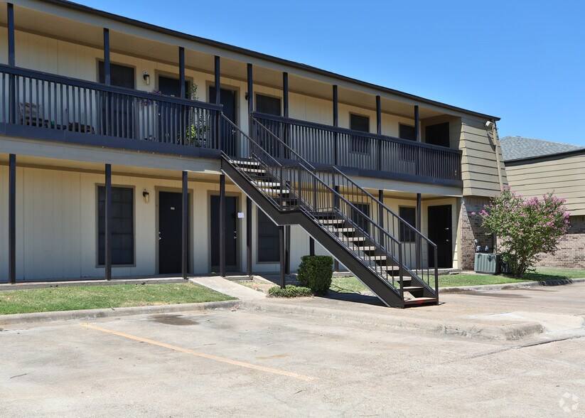 The Cove on 21st 2425 S 21st St Waco TX 76706 Apartment Finder