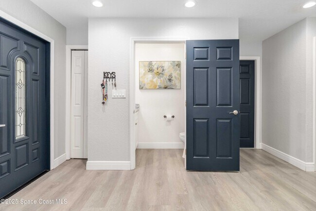 Building Photo - 1149 Scyphers St NE