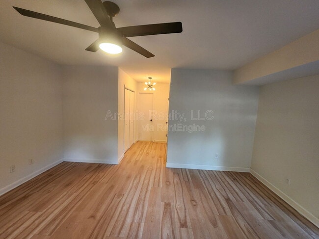 Building Photo - 14 Gilbert Trail NE