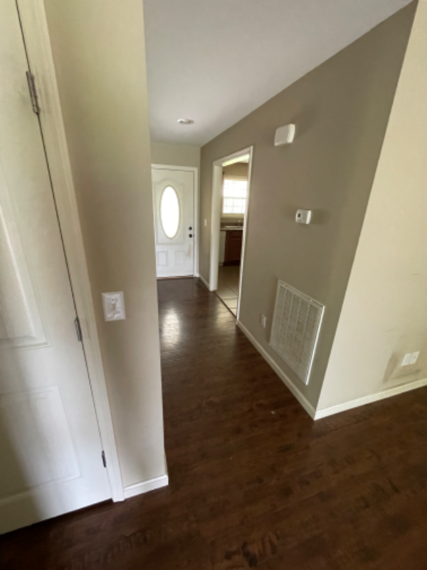 Building Photo - 228 Vanover Ln