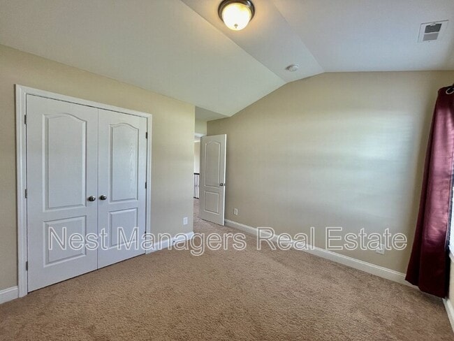 Building Photo - 608 Stonebriar Ave