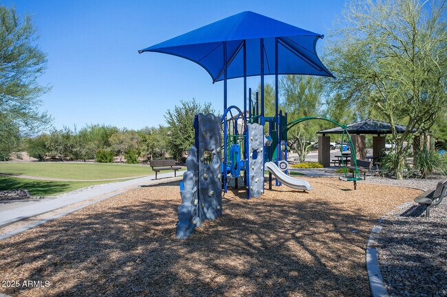 Building Photo - 2343 W Tallgrass Trail