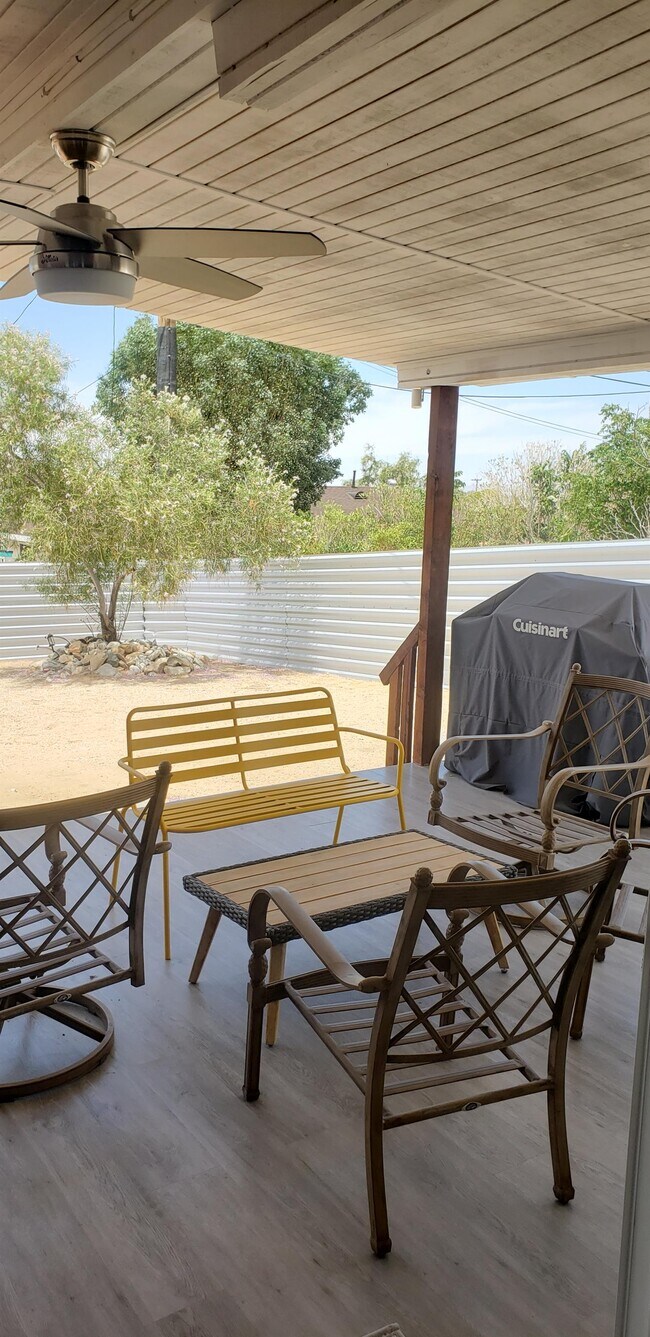 Building Photo - 61636 Capilla Dr