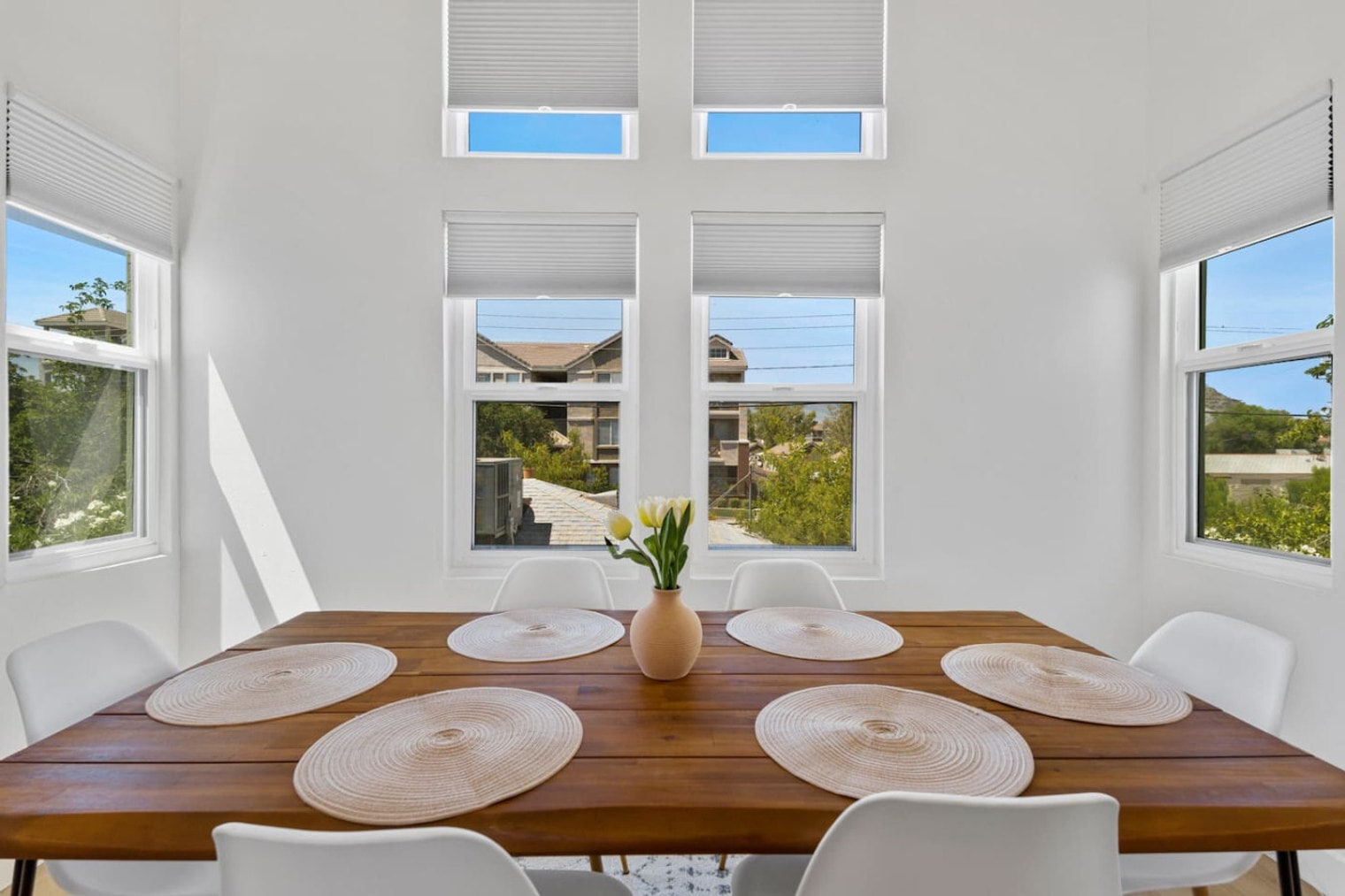 Building Photo - 4641 N 8th Pl