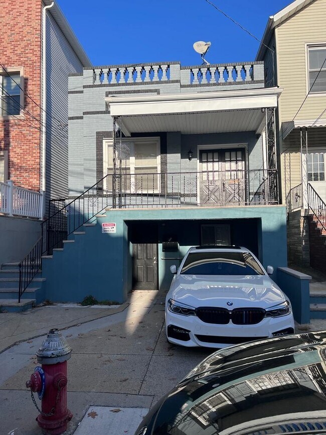 Building Photo - 42 Greenville Ave