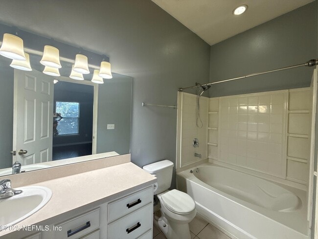 Building Photo - 6162 High Tide Blvd