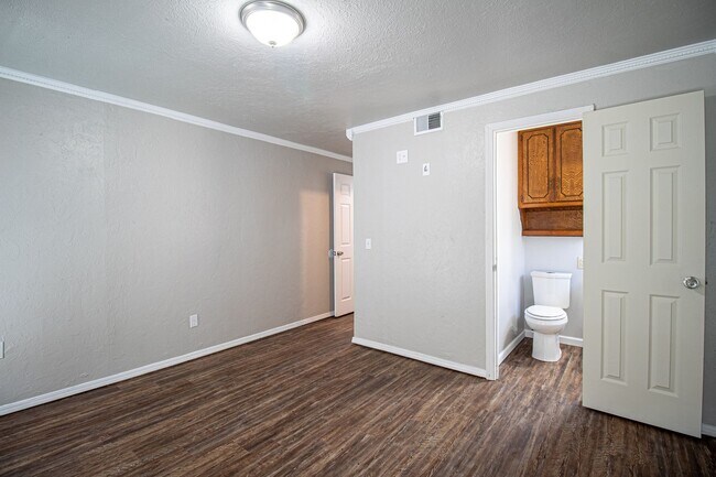 Building Photo - Great 3 Bed 2 Bath in OKC!