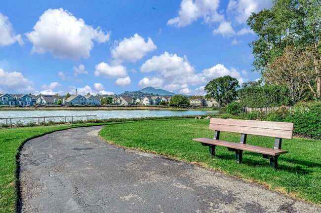 Building Photo - 16 Duxbury Cove