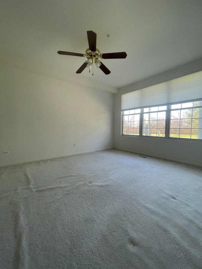 Building Photo - 51 Arboretum Dr