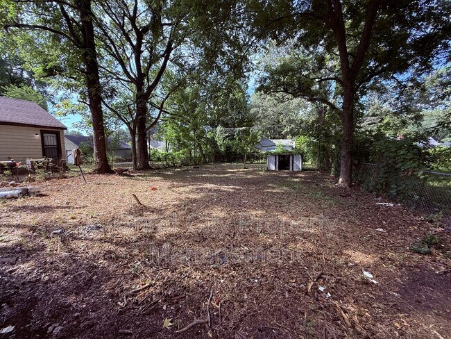 Building Photo - 2668 Browning Ave