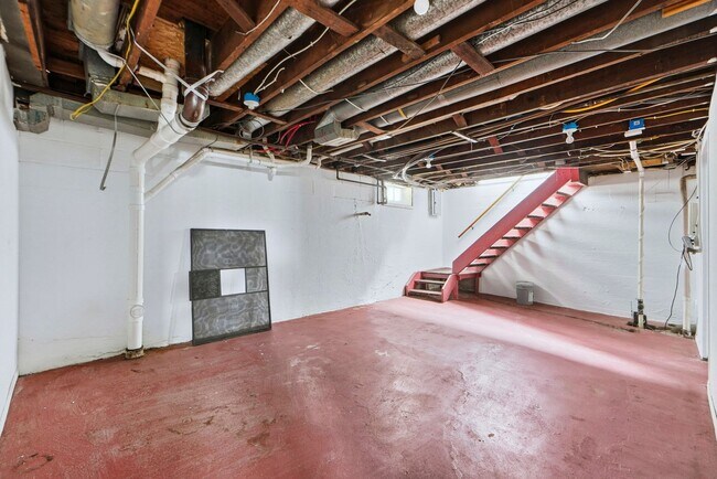 Building Photo - 714-716 Packard Ave