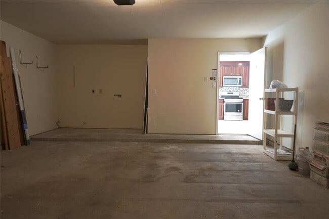 Building Photo - 18143 Forest Cedars Dr