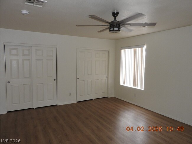 Building Photo - 906 Valetta Flat Ave