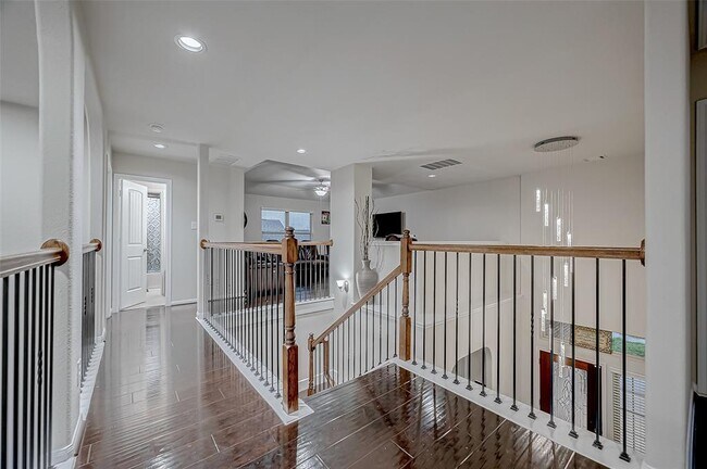 Building Photo - 9815 Corben Creek Ln