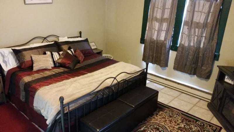 Building Photo - 960 Main St