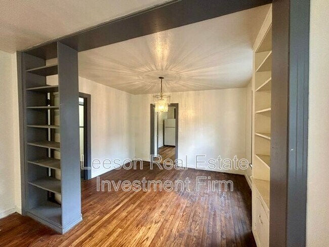 Building Photo - 3407 Lillian St