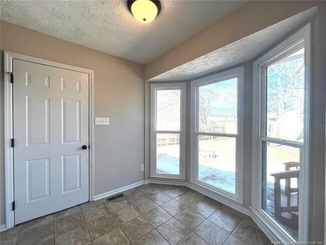 Building Photo - 3544 Lubbock Dr