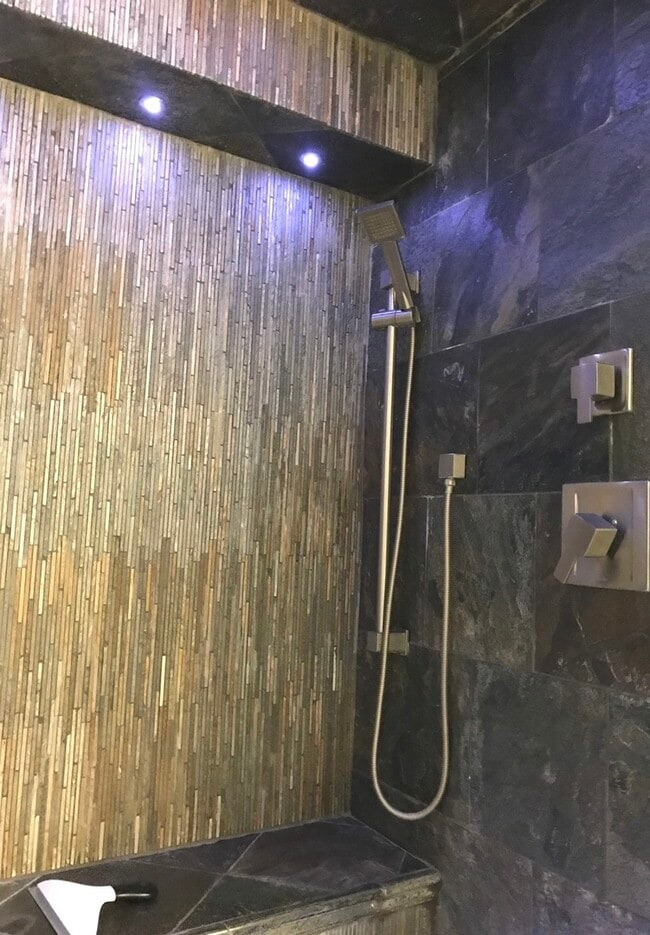 Building Photo - 459 Rock Hall Cir