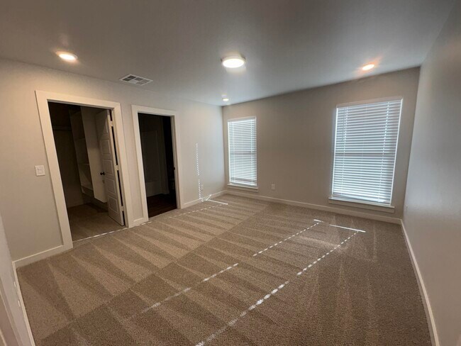 Building Photo - 8607 29th St