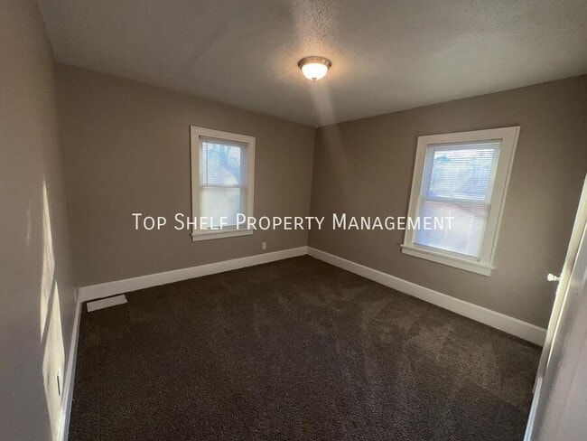 Building Photo - 3307 2nd Ave