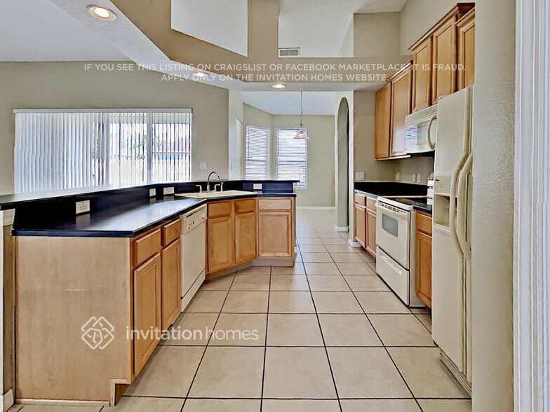 Building Photo - 2718 Old Redpine Way