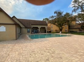 Building Photo - 465 Forestway Cir