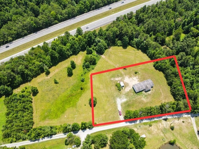 Building Photo - 120 Aker Holt Rd