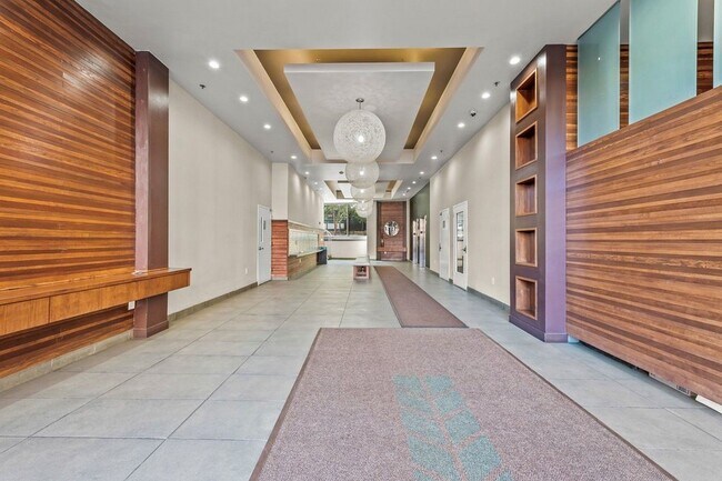 Building Photo - 800 Jackson St