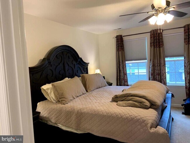 Building Photo - 311 Stafford Ct