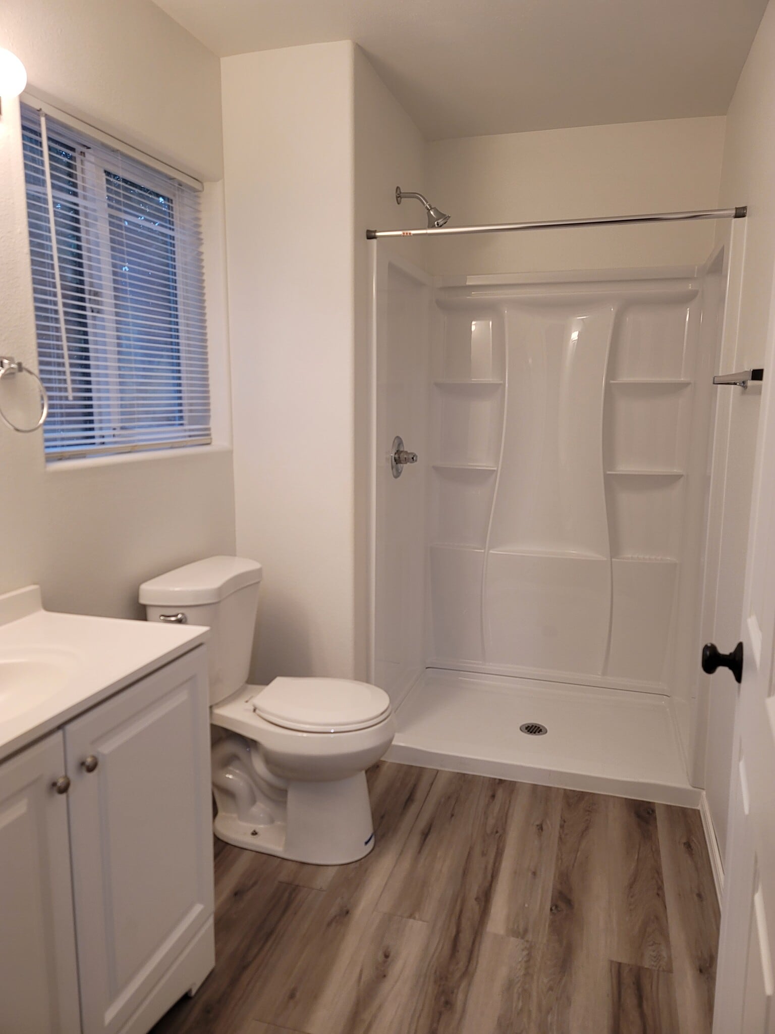 Building Photo - 16131 SE Powell Blvd