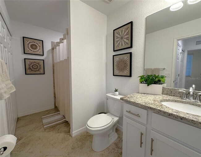 Building Photo - 14071 Heritage Landing Blvd