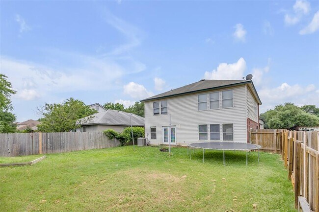 Building Photo - 2514 Byfield Dr
