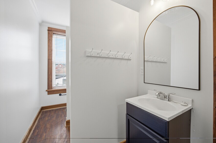 Building Photo - 823 McCallie Ave