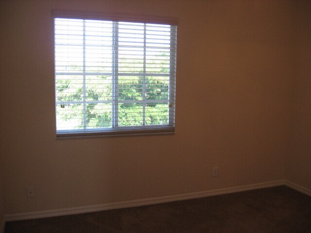 Building Photo - Cypress Landing 8205