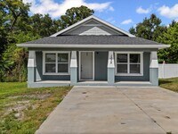 Building Photo - 1238 Vista Way