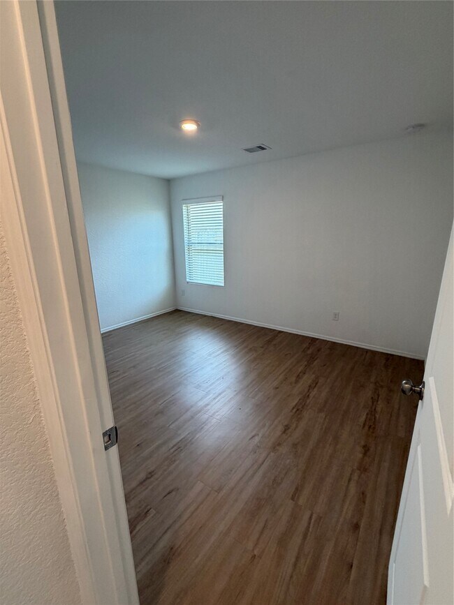 Building Photo - 27006 Winward Crk Trl