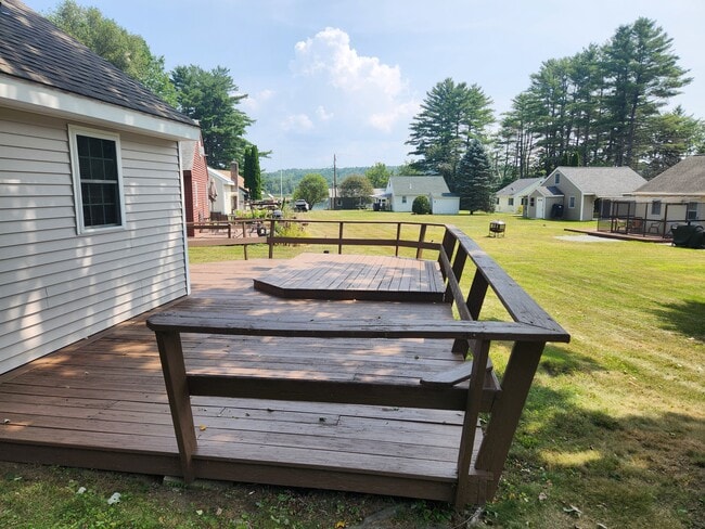 Building Photo - 80 Noyes Rd