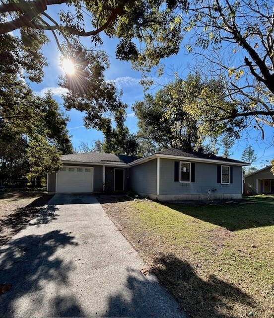 Building Photo - 4129 Pebble Creek Dr