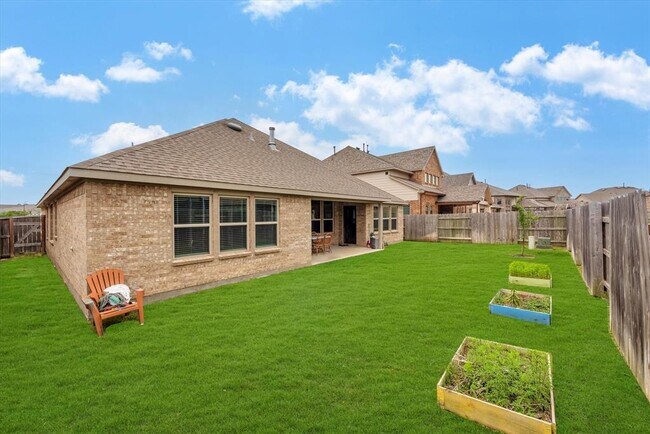 Building Photo - 6915 Twilight Elm Trace