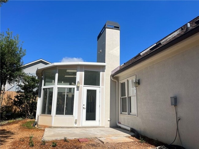 Building Photo - 972 Bridgegate Dr NE