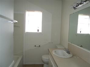 Building Photo - 2109 Quail Run