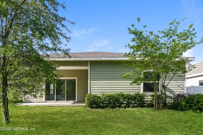 Building Photo - 203 Stone Arbor Ln