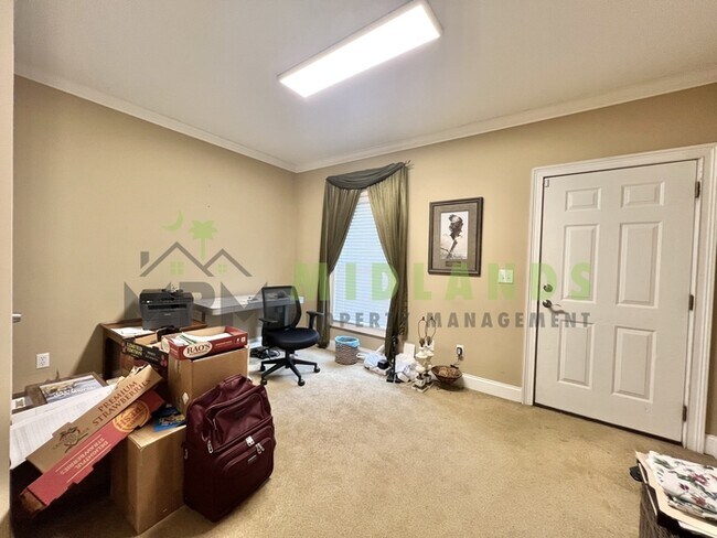 Building Photo - 124 Misty Pine Ln