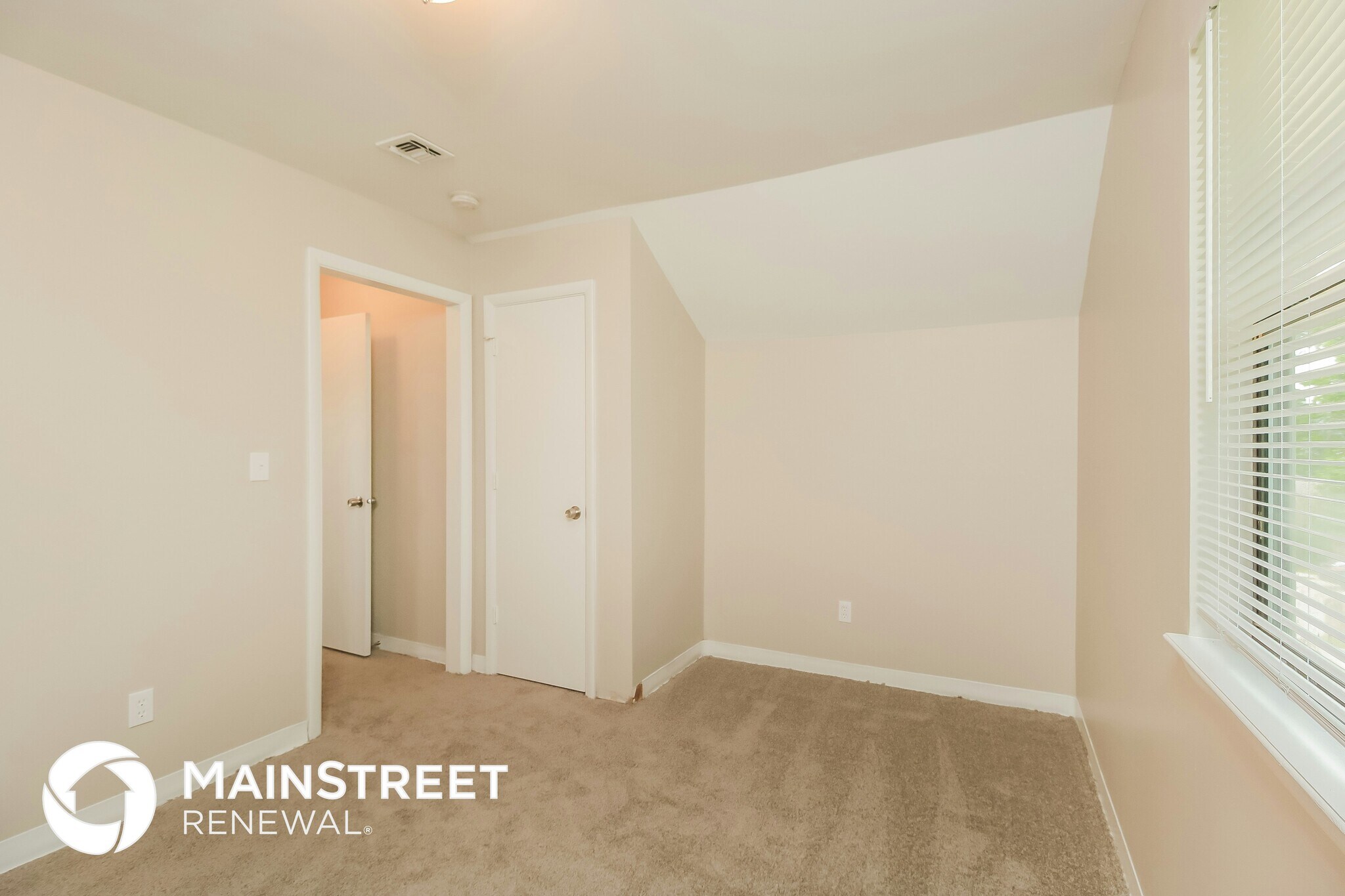 Building Photo - 1604 Pennington Cir